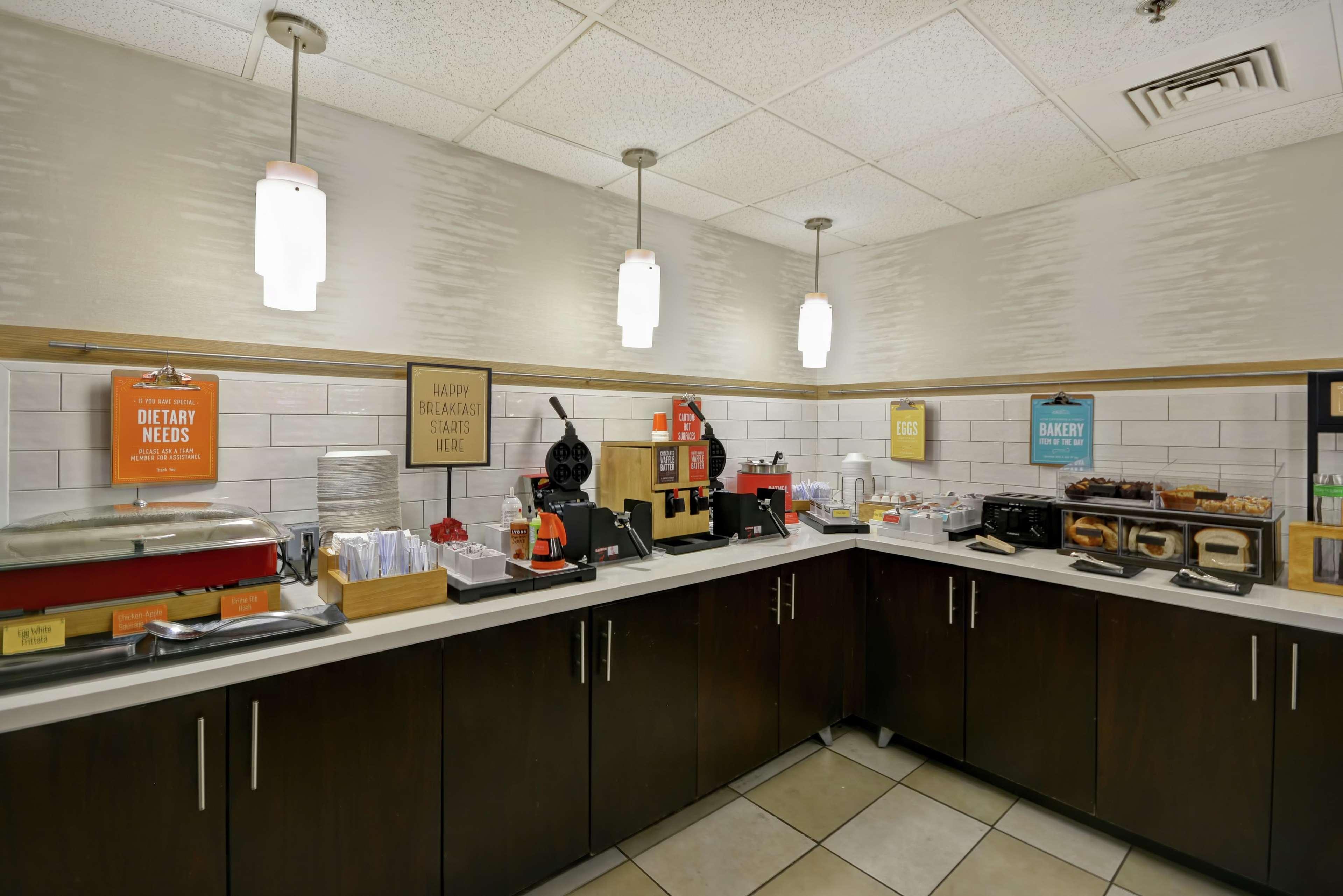 Hampton Inn Detroit Madison Heights South Troy Exterior photo