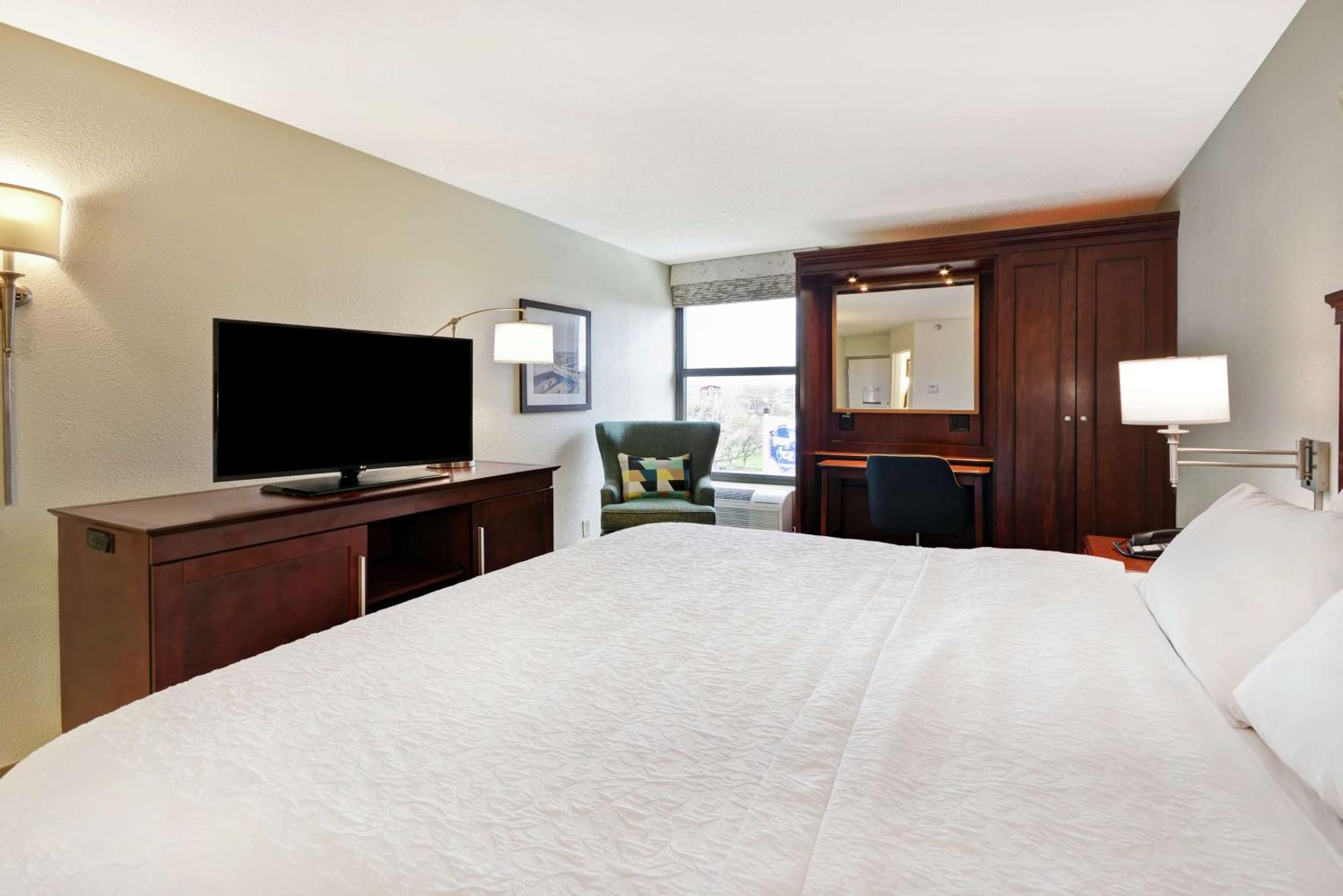 Hampton Inn Detroit Madison Heights South Troy Exterior photo