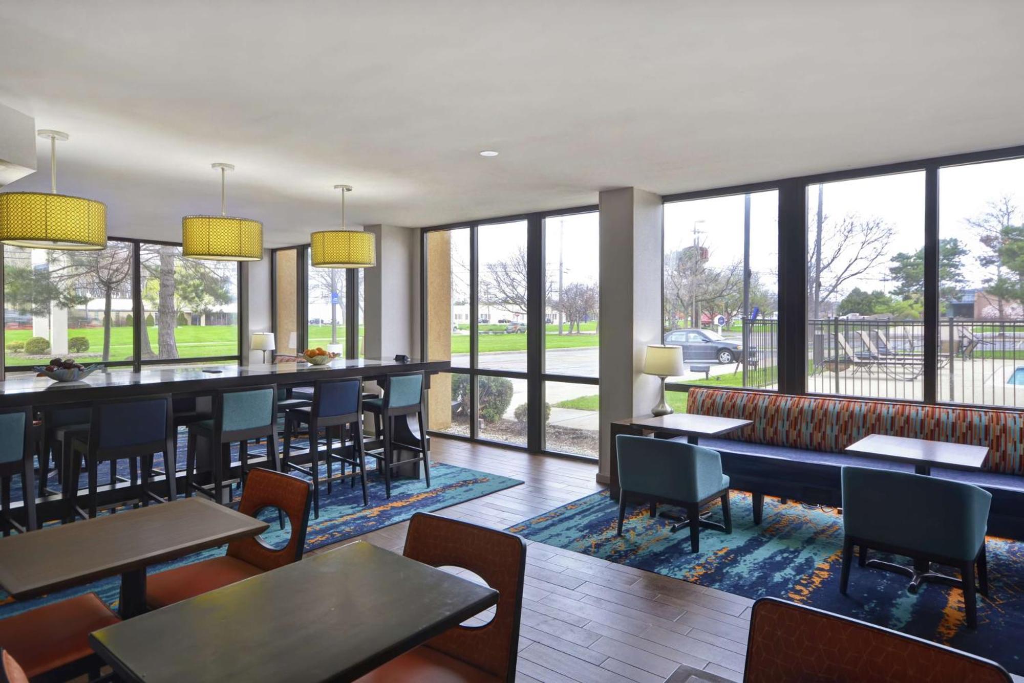 Hampton Inn Detroit Madison Heights South Troy Exterior photo